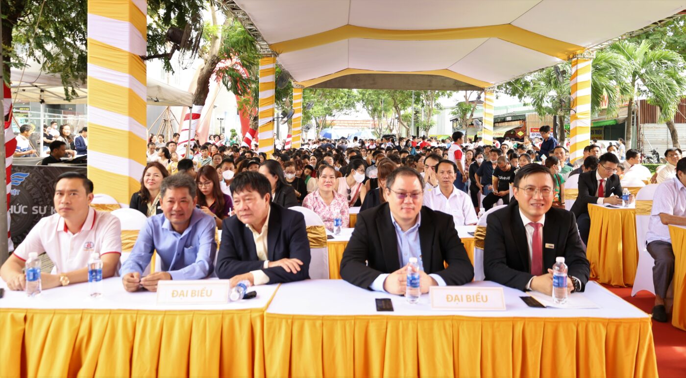 Lễ Ký Kết Đơn Vị Phân Phối Độc Quyền Dự Án Bcons City Giữa Tập Đoàn Bcons Và Công Ty Cổ Phần Dịch Vụ Bất Động Sản Sao Việt 10 hoi truong ban giao can ho bcons sala
